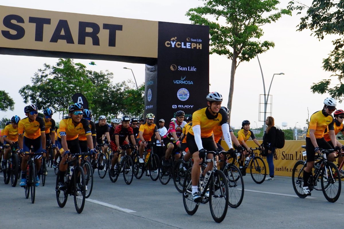 MDBOFC's tweet photo. "It's been a week since the Sun Life Cycle PH at Vermosa Sports Hub! Thank you to over a thousand participants who made it a memorable and fun-filled event. 💛
See you next year! 🚴"
📌 https://t.co/kpDmz6dxBS
#DonnyPartnersWithSunLife #SunLifePartnersForLife #DonnyPangilinan https://t.co/ELop5BZWug
