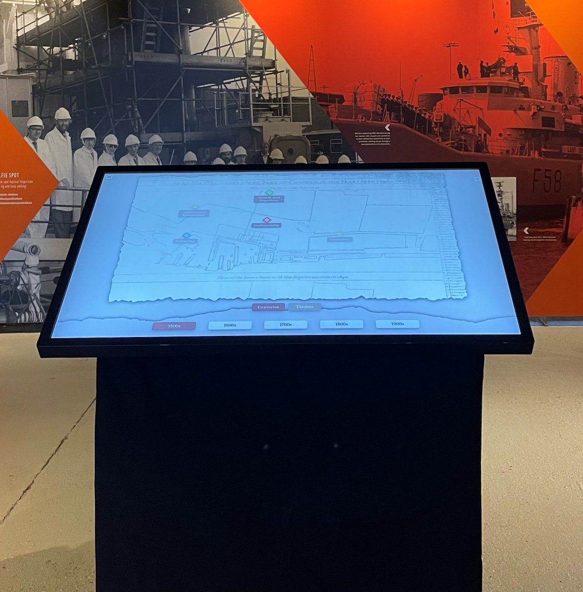 The Sonic Palimpsest research team led by Dr Aki Pasoulas has produced an interactive Heritage Soundmap of Chatham Dockyard, allowing audiences to experience the site's history through time. 🗺️👏

Read: blogs.kent.ac.uk/arts-news/2023…