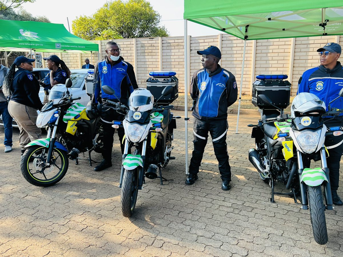 tshwane_mayor's tweet photo. Today we are launching the Rosslyn City Improvement District an initiative that’s bringing together the City, business &amp; the community to enhance the value of the Rosslyn Industrial Area through collaborative measures to boost security and services. @CilliersB @TMPDSafety https://t.co/TYs3hZh31H