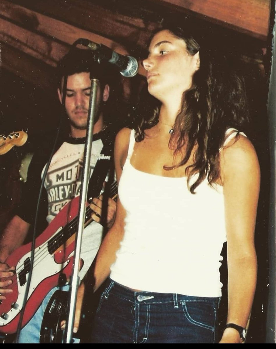 María Victoria Baratta on Twitter "De adolescente fui un poco una Fabi