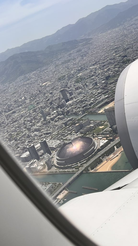drippiniy's tweet photo. 機内から見えるだけでニヤニヤしてしまうな https://t.co/PXhHUVn5TV