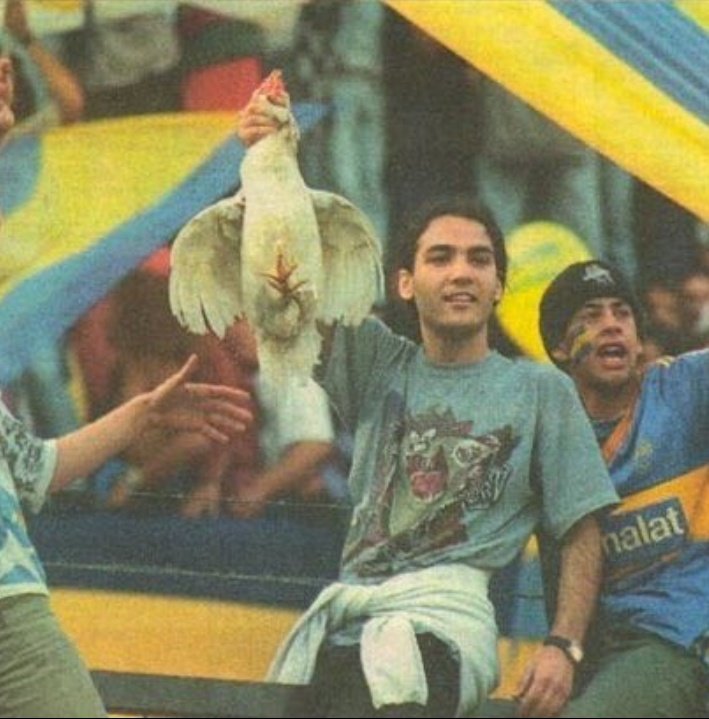 GALLINA ESPERANOS UN POQUITO MAAS 💙💛🐔🗡