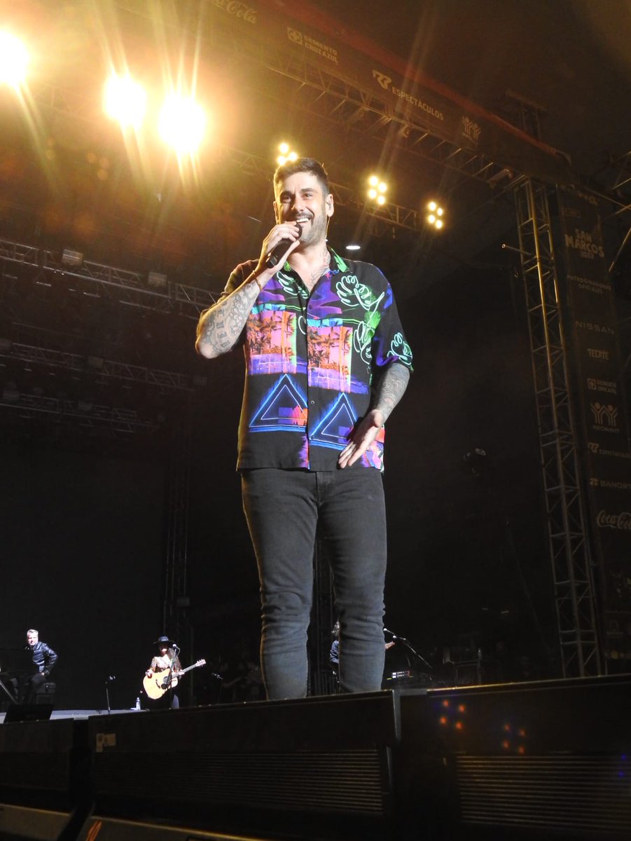 ElSoldelCentro_'s tweet photo. Estas son algunas de las postales que nos ha dejado el concierto de @MelendiOficial en el Foro de las Estrellas de la #FNSM 2023 

📸 Juan José Sifuentes https://t.co/onpklUqJwS