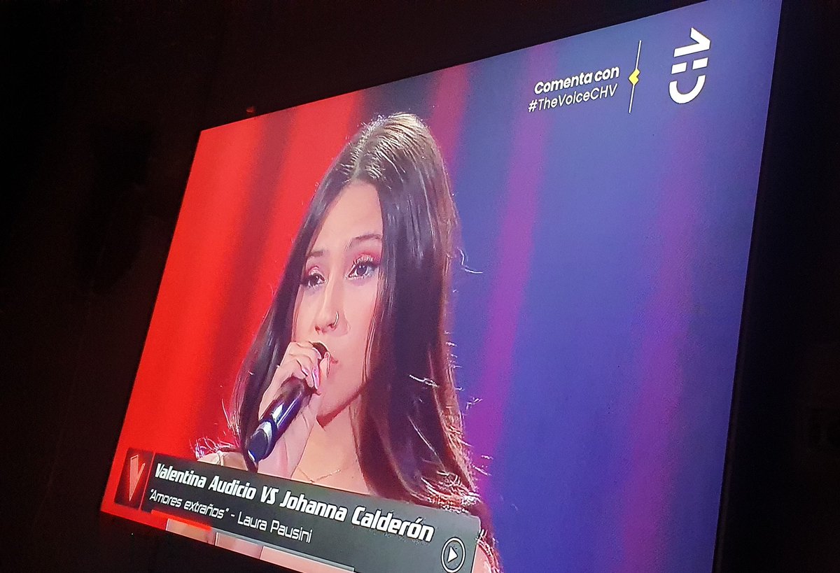 Luis12tucu's tweet image. Un feriado y yo viendo #thevoicechile 
Me atrevo a decir que no tienen el mismo nivel qué la versión de aquí ♥️🇦🇷🤭. #DebateDelViernes @nachoRodriok #LaVozArgentina sorry @chilevision