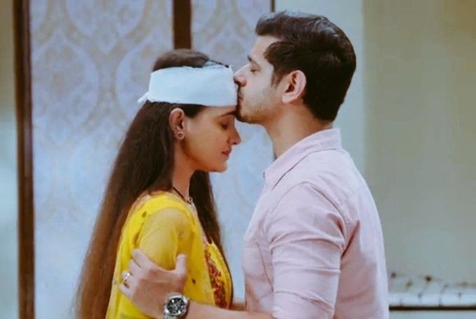 SlaySwayy's tweet photo. Khudpe koi haq raha na humara, tere liye hum hain jiye.
Ab phir na hoga yeh ishq dobara, tere liye hum hain jiye.

If only it wasn't too late, if only💔

#GhumHaiKisikeyPyaarMeiin
#AyeshaSingh #SaiRat #starplus https://t.co/m9Gask6Ake