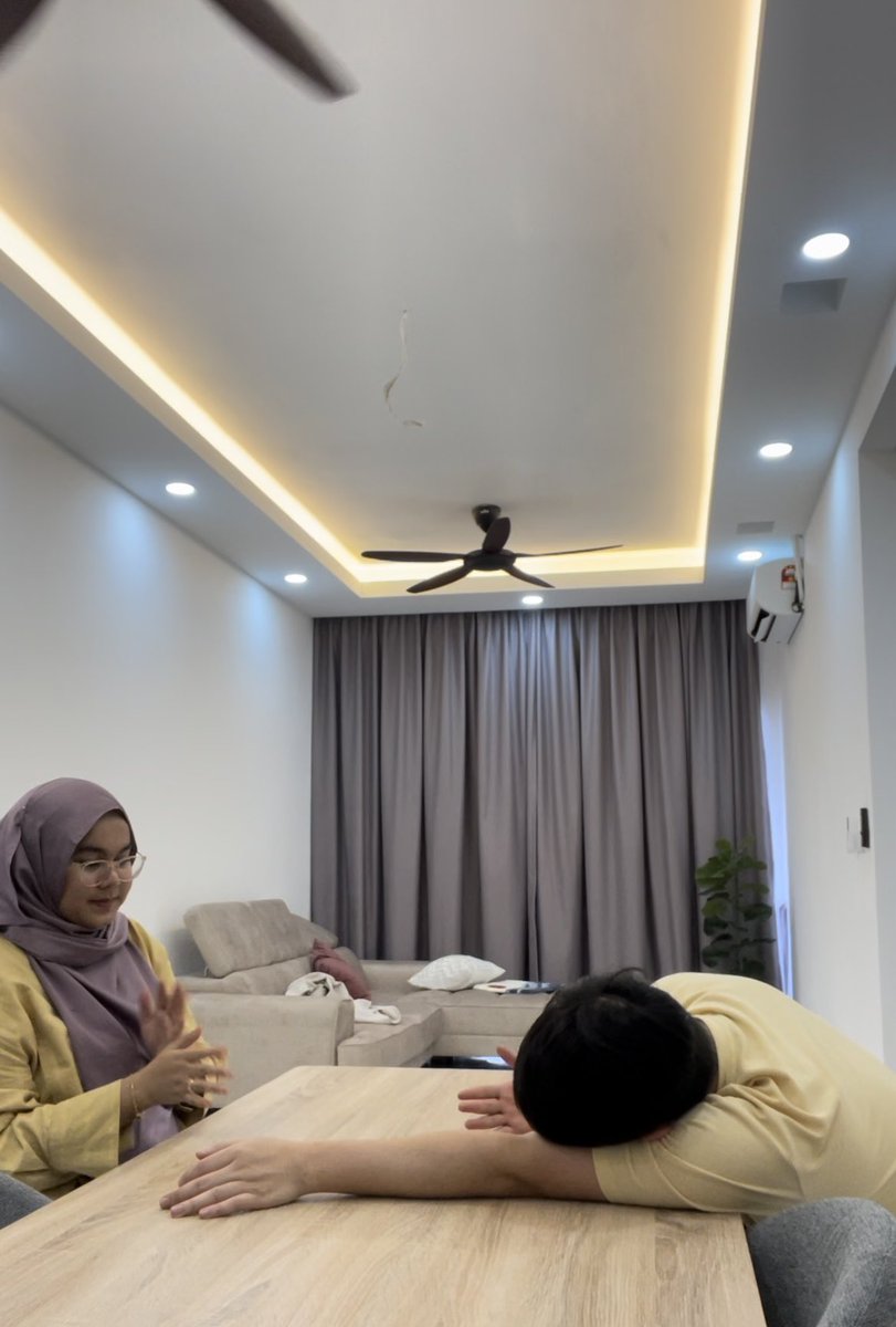 rafzanfazren's tweet photo. dari sebelum kahwin lagi, i dah target nak buat L-box plaster ceiling nii. 

sebab rumah nampak lagi cantik and luas 😭😭

at first nak cancel buat, sebab survey mahal gilaaa tapi surveyyyyy sampai laaa jumpa yang murah. 

memang recommend buat dengan diorang ni 😍 https://t.co/0ancjZoU60
