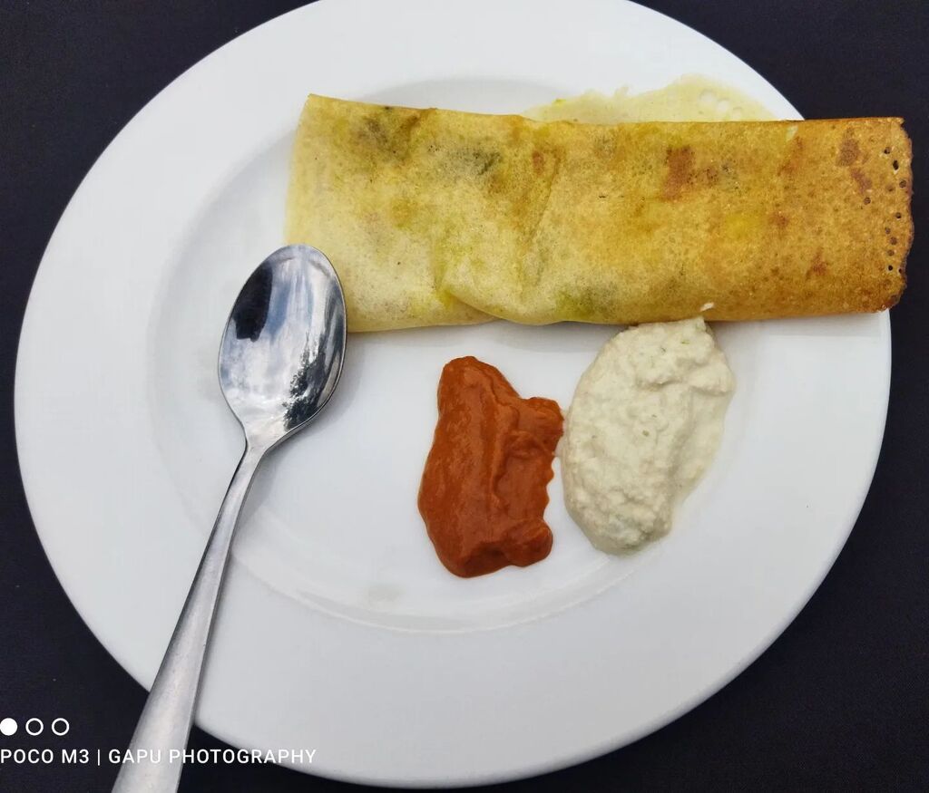 If you are in Hyderabad, you can't miss biriyani. Also, you can't miss masala dosa.

#FoodieOdia #OdiaFood #therawtextures #feedfeed #nomnom24x7 #nomnomnom #foodiesofbhubaneswar #bangalorefood #bengalifood #northindianfood #delhifood #chennaifood #mumbaifoodie #instafoodie #…
