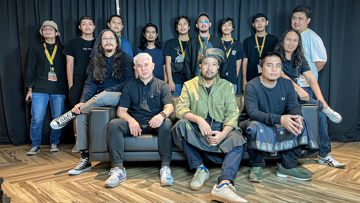 شهمي عين ازالي tweet media