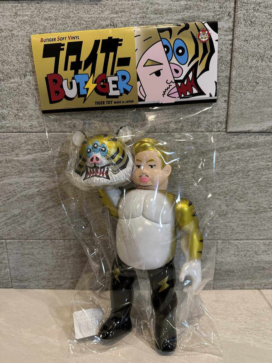 tomoya_dogs's tweet photo. ずっと欲しかったブタイガー🐯
まさかの好みのカラーが受注生産で本当にありがとうございます😆✨
カッコいいし、マスクの下の顔といー…
ゴールデンブタイガー最高かよ😆✨
#ブタイガー
#butiger
#アートジャンキー
#artjunkie
#ソフビ https://t.co/zThhHeqGL7