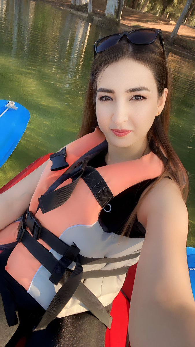 elifhankas's tweet photo. 🛶🕊️🤪 https://t.co/G1ha9jRu7s