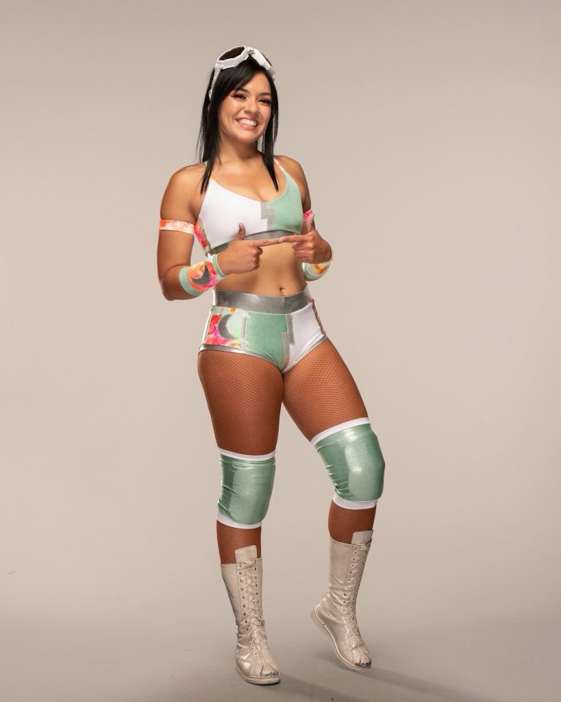 It\s still her birthday on the West Coast so shout out happy birthday to Sandra Moone. 