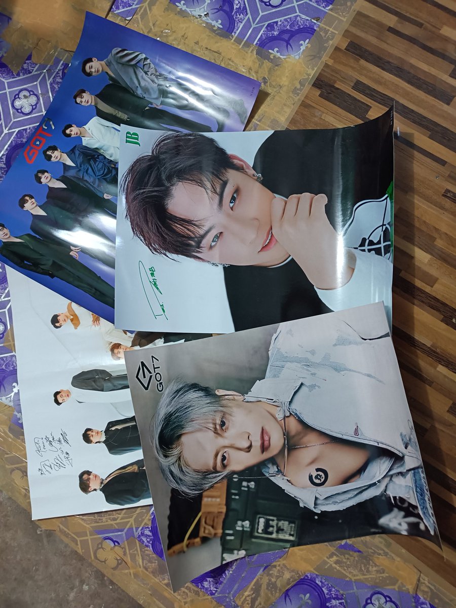 plamnnc's tweet photo. โปสเตอร์ got7 ปล่อย 4 แผ่น 500 รส. #ตลาดนัดgot7 #GOT7 https://t.co/8PUkTDx1PH