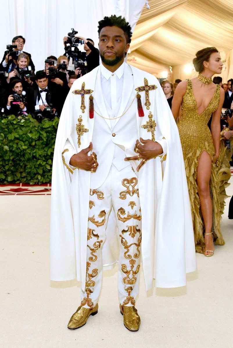 RT @blacktwiterthrd: Just want to say no man has EVER come close to Chadwick Boseman's Met Gala look https://t.co/cB0Ev0k3ei