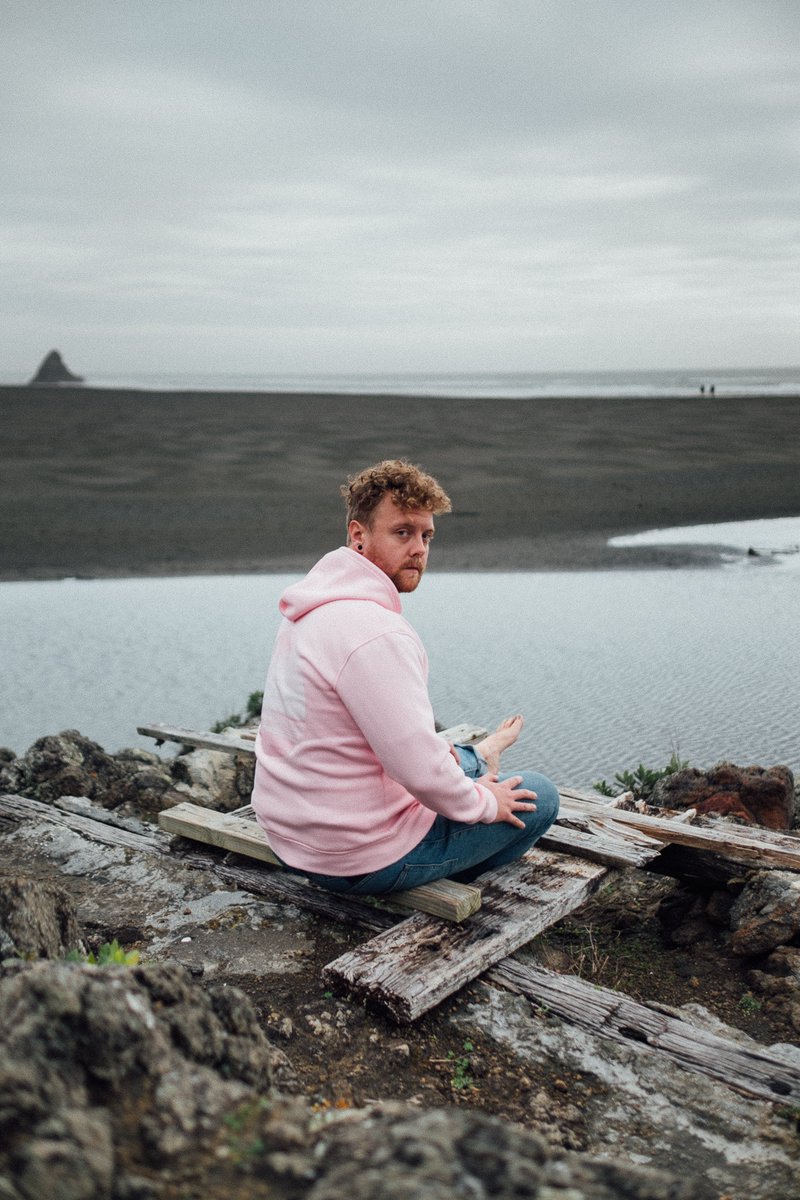 tsranglabel's tweet photo. Our hoodies make winter almost look amazing.

The pink hoodie for girls and guys that get it and want to stay fucking warm:

https://t.co/PV0BJGor5e

#minimal #streetwear #nz https://t.co/xGzWgzAKAU