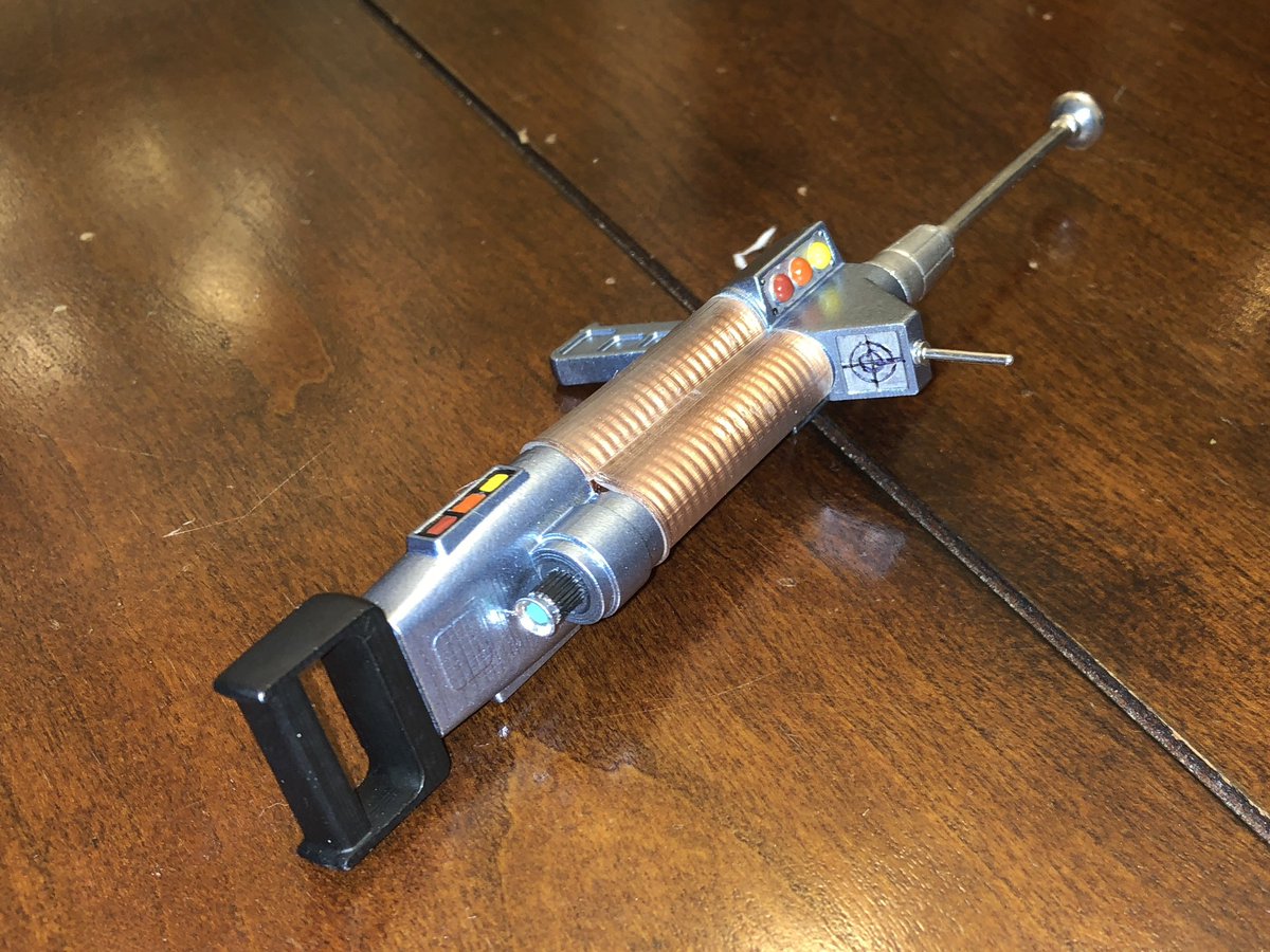 GeekToyLove's tweet photo. Took a little longer than expected but this 1/6 scale TOS rifle is all done. Shipping soon
#2023Commissions #StarTrek #GeekDen https://t.co/OMqoCzDm6L