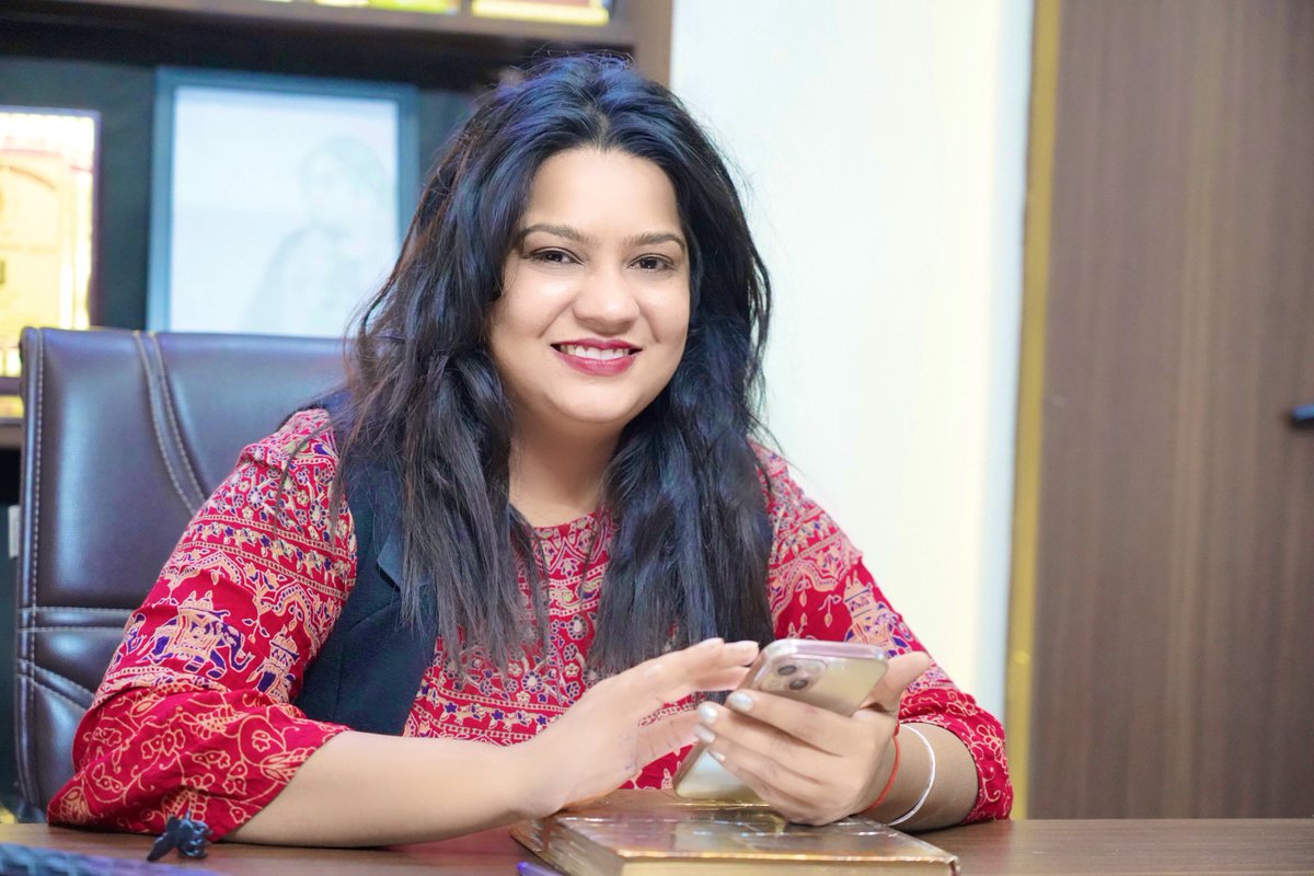 दर्द, गम, डर जो भी है बस तेरे अंदर हैं,खुद के बनाये पिंजरे से निकल कर देख,तू भी एक सिकंदर हैं. <a href="/PflNews1/">PFL News</a>