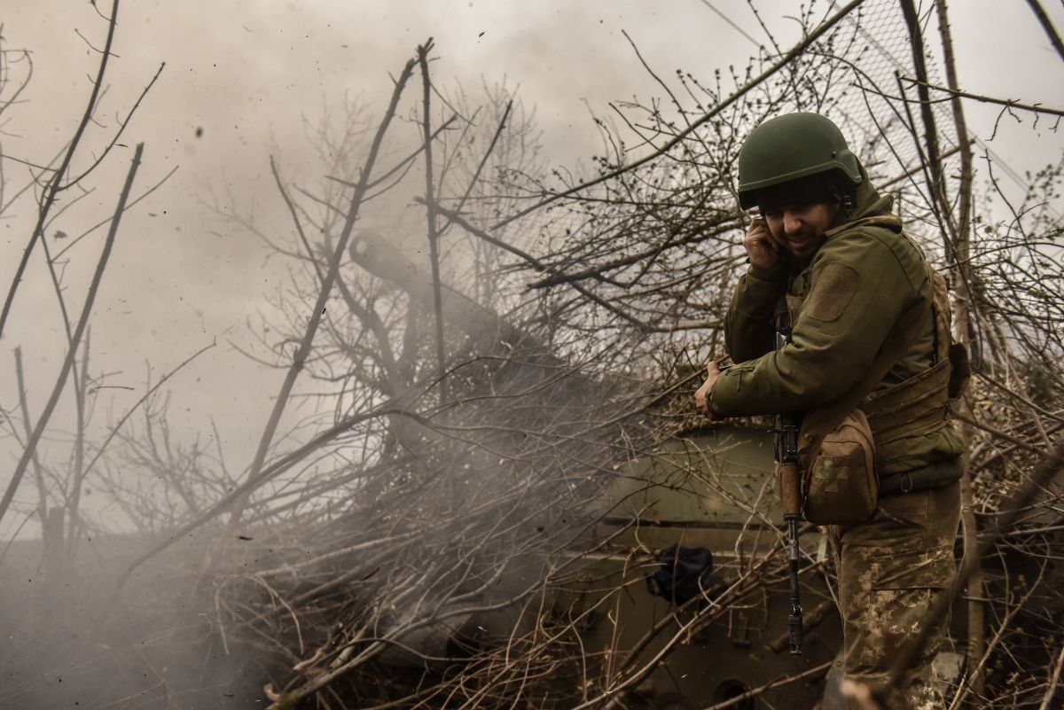 libertatea's tweet photo. LIVETEXT Război în Ucraina, ziua 433 | 20000 de soldați ruși au fost uciși în luptele din ultimele cinci luni, estimează SUA

Citiți aici: https://t.co/GMcYSZybdz

#ştiri #știriexterne #crimeea #donețk #herson #kiev #luhansk #mareaneagră #nato #războiulrusiaucraina #stirir... https://t.co/uLXsJh2L1V