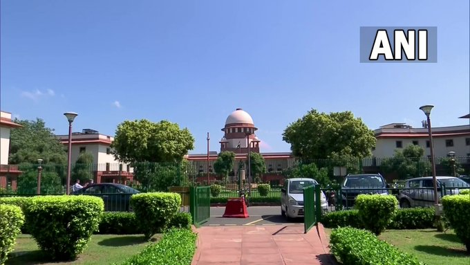 ANI's tweet photo. Plea seeking ban on the film ‘The Kerala Story’ mentioned before the Supreme Court saying it promotes hate speech. Supreme Court refuses to hear the plea immediately. https://t.co/t3OnAyCNPE