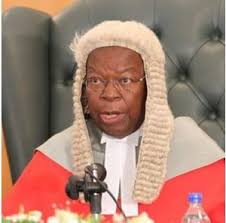 SOneblow's tweet photo. The system of justice in a democratic state is diffrnt frm that of oppressors,ey author no-existing laws that makes a mockery of our innermost political convictions
#rottenjusticesystem
#FreeWiwa #ngarivhume https://t.co/wacFMcWyEn