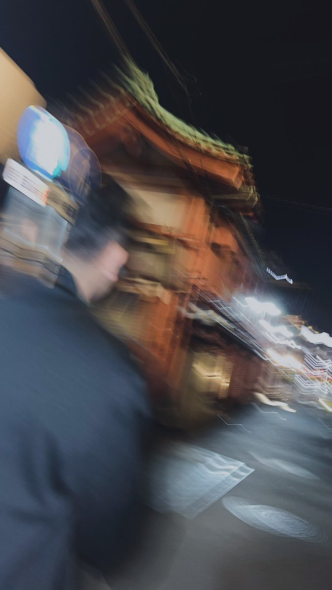 I only take blurry photos now
