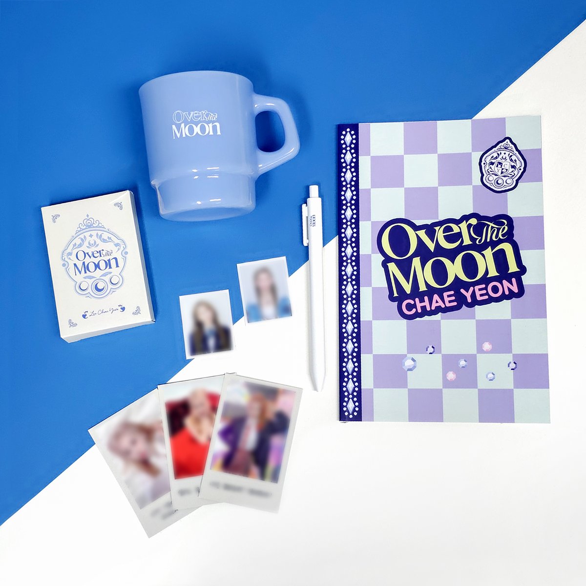 WMstore_MD's tweet photo. LEE CHAE YEON [Over The Moon] OFFICIAL MD OPEN

📅 ONLINE PRE ORDER : 2023. 04. 20 (THU) 12:00 PM (KST) ~ 재고 소진시

📌 WM STORE에서 단독 예약 판매
🔗PLACE OF SALE : https://t.co/UcHqhgxgic

#이채연 #LEECHAEYEON #OverTheMoon #WMstore https://t.co/bcMlXVf7nJ