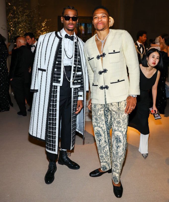 Shai Gilgeous-Alexander and Russell Westbrook met up at the #MetGala ⚡️📸