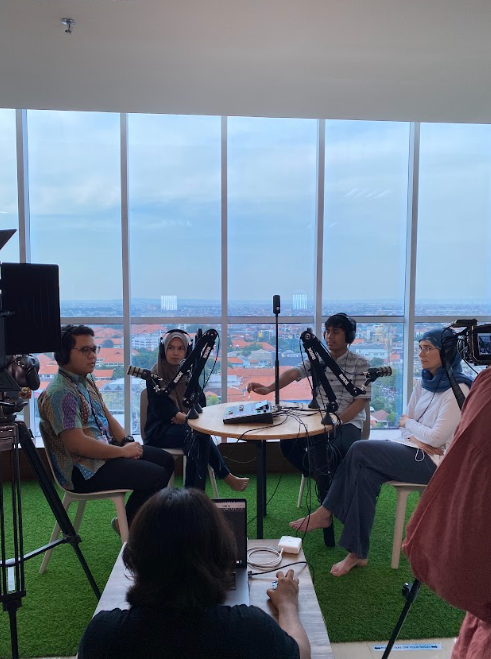 American Corner UNAIR tweet media