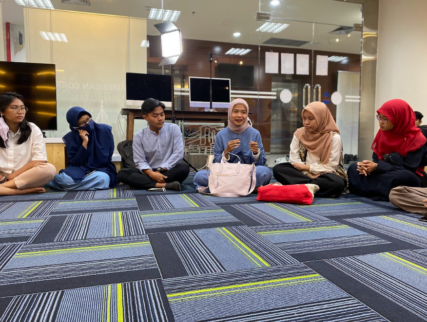 American Corner UNAIR tweet media