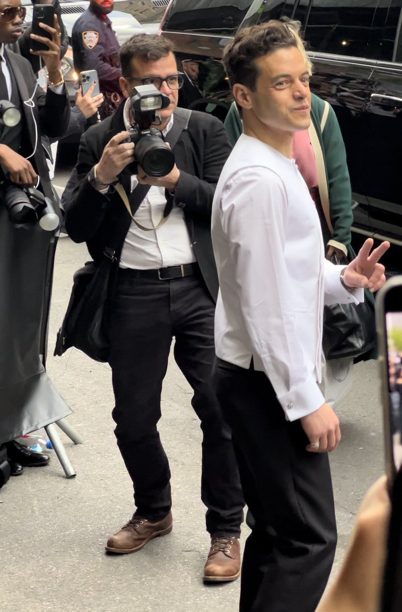 comfort for rami stans tweet media