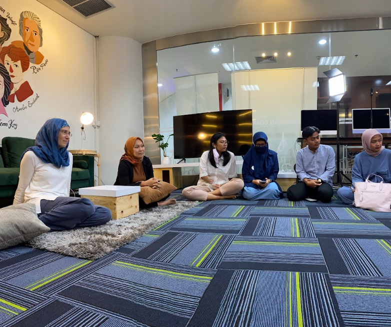 American Corner UNAIR tweet media