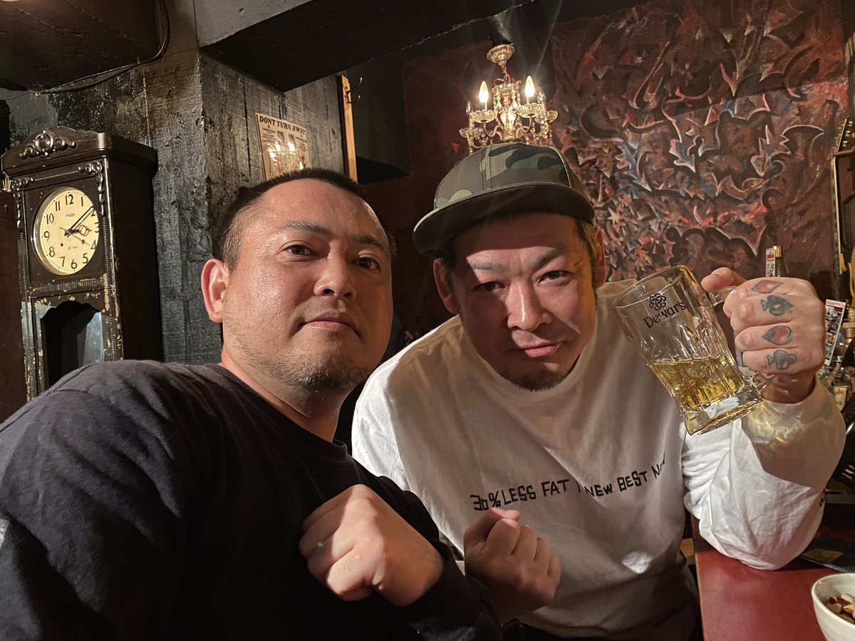 CHOP291819511's tweet image. 久しぶりにサシ飲み！
酔い過ぎました
#RATHOLE #ラットホール
#angerflares #アンガーフレアーズ