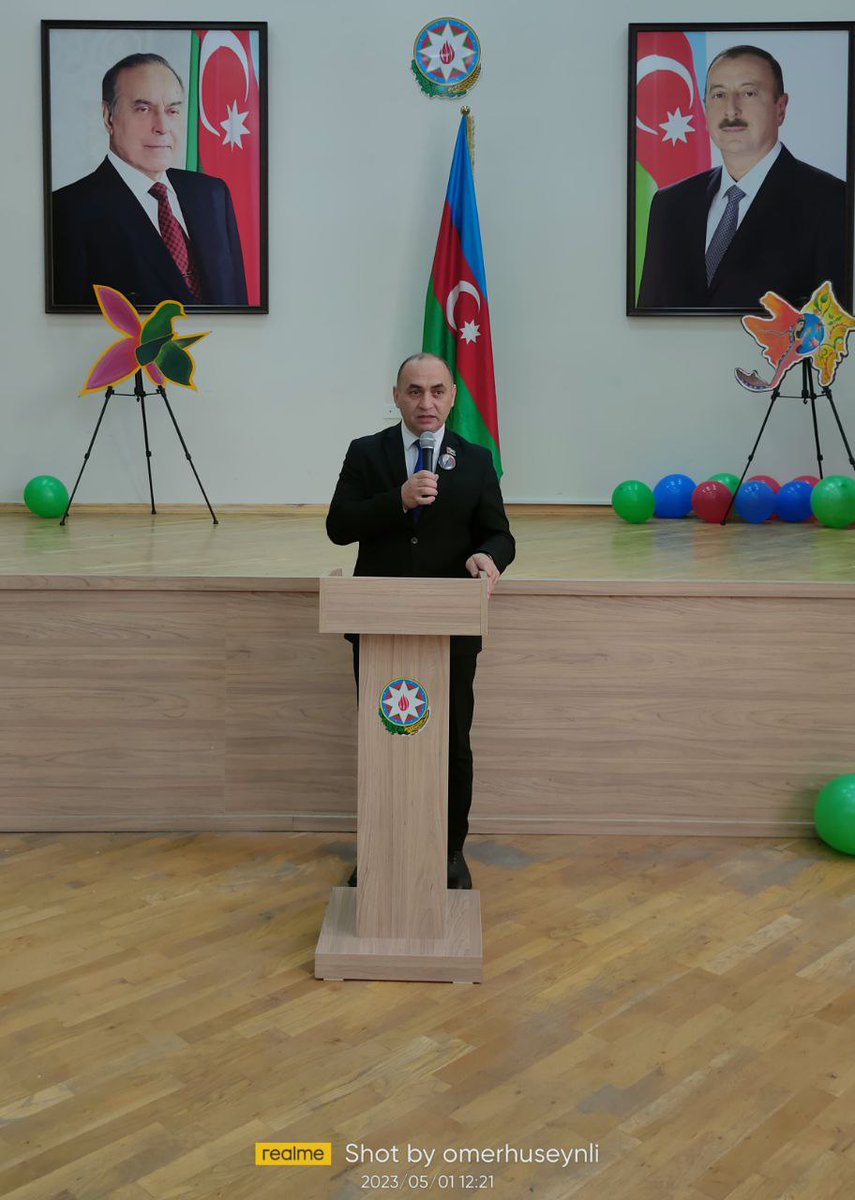 JeyhunMV's tweet photo. Mayın 1-də #Sabunçu rayonu, #Nardaran qəsəbəsində yerləşən #295saylıtamortaməktəbdə #Azərbaycan xalqının ÜmummilliLideri #HeydərƏliyevin 100 illik yubileyi münasibətilə təşkil olunan tədbirdə iştirak etdik. #Tələbələrin təqdim etdikləri maraqlı səhnəciklərə tamaşa etdik. #AzEdu https://t.co/ofbZi5H2aQ
