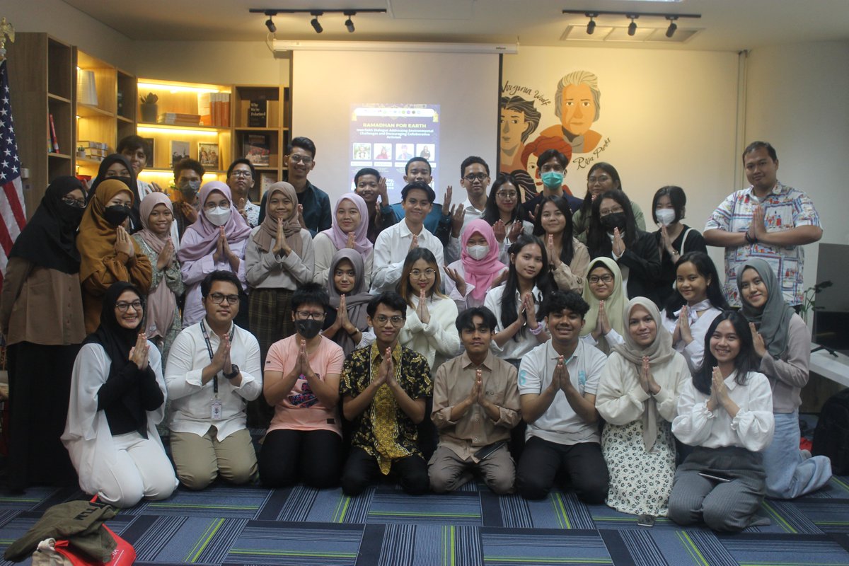American Corner UNAIR tweet media