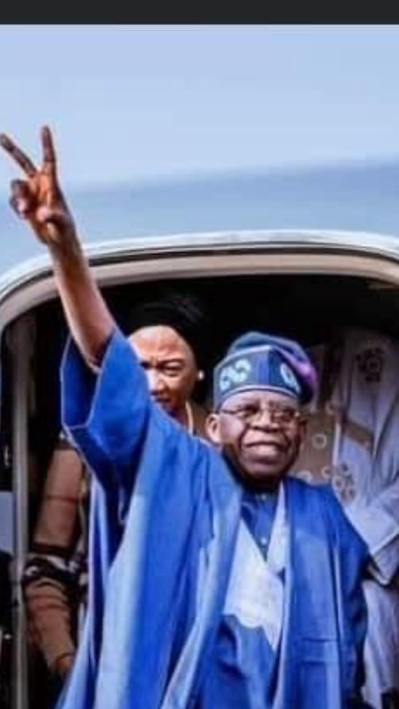 OsosaChris's tweet photo. 27 days to go... He would be sworn in the President of Nigeria. #StatePolicing #AsoRock #Presidency #RenewedHopeNigeria #TheNigerianDream https://t.co/eCu1505puy