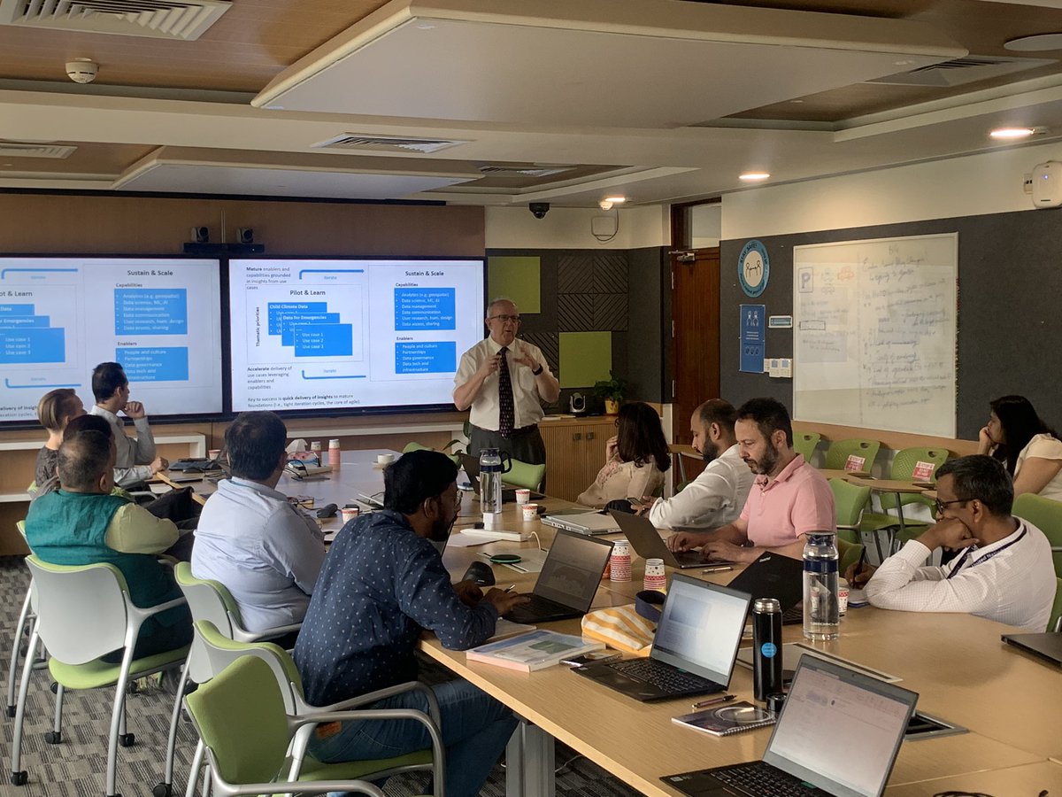 AtishayMathur's tweet image. @UNICEFData Mark Hereward on Day 2 of his visit interacting with evidence focal points across @UNICEFIndia