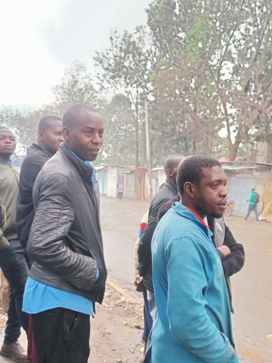 JabirMajidi's tweet photo. "Former PM joins the fight against high cost of living! Olympic Kibera braces for rally #protest majidjabirshotit📷 #TuesdayThoughts"#highcostofliving #todayprotest https://t.co/XUARvX8Ywf