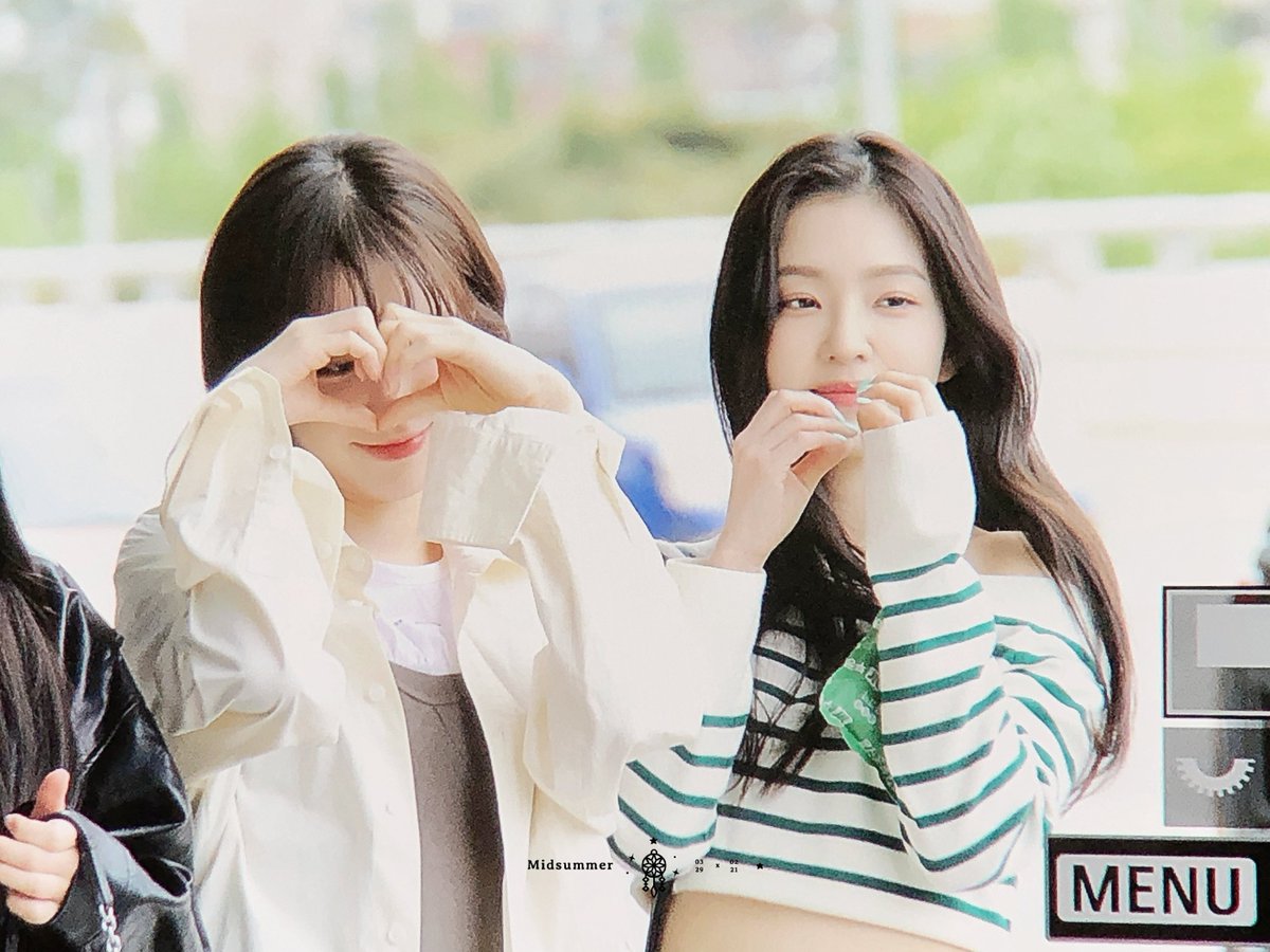 Midsummer0011's tweet photo. 230502
#RedVelvet #레드벨벳
#IRENE  #WENDY #wenren https://t.co/4fHN4Xl7hg