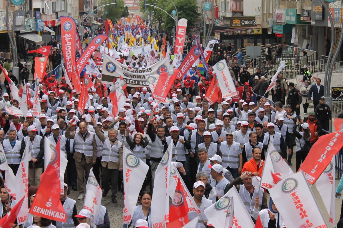 1 Mayıs bayramımızı tüm Teşkilatımıza kutladık