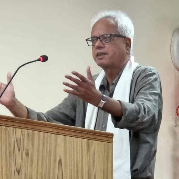 CPSingh58's tweet photo. हार्दिक बधाई

एक बिलकुल ही अलग तेवर, अलग धार के इंसान एवं रचनाकार आदरणीय कृष्ण कल्पित को डाॅ सावित्री मदन डागा पुरस्कार मिलने पर हार्दिक बधाई। उनकी विलक्षण चिंतन धारा और रचनाधर्मिता सराहनीय है। https://t.co/uDYr7glOps