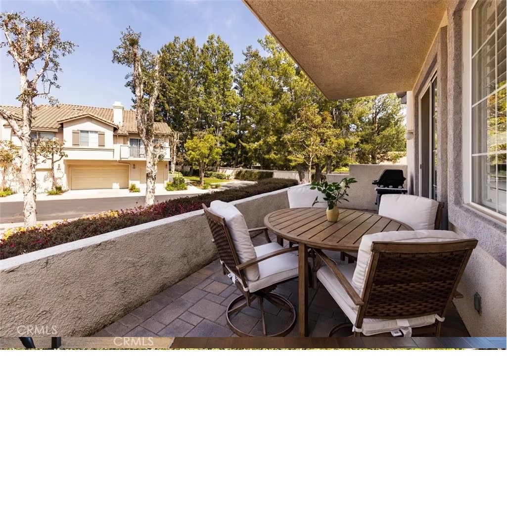 Looking for the perfect starter home in Anaheim? This charming 2 BHK house is move-in ready and waiting for you! Don't miss out on this fantastic opportunity #AnaheimRealEstate #2BHK #StarterHome #NewListing #HomeSweetHome #RealEstateDreams #MustSee