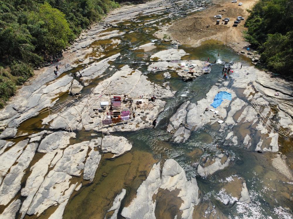 mizoraminsta's tweet photo. Mat lui, Lunglei district
.
.
.
#matriver #matlui #river #nature #water #mizoram #mizoraminsta #northeastIndia https://t.co/AP2exK37yH