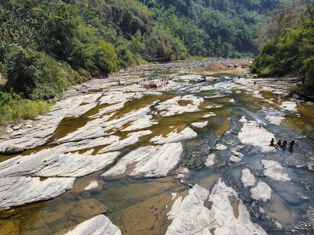 mizoraminsta's tweet photo. Mat lui, Lunglei district
.
.
.
#matriver #matlui #river #nature #water #mizoram #mizoraminsta #northeastIndia https://t.co/AP2exK37yH