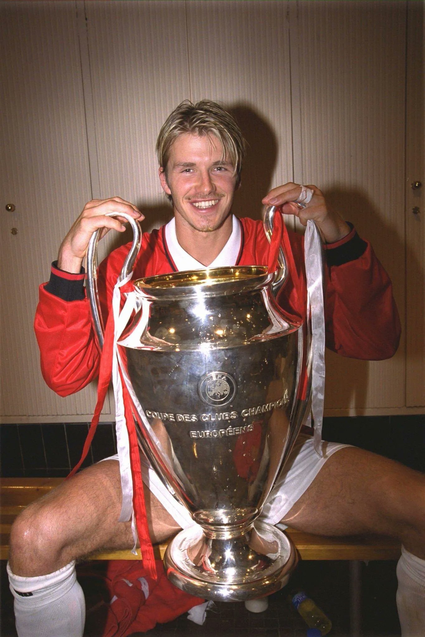 We wan wish David Beckham Happy Birthday, e don turn 48 years old.   