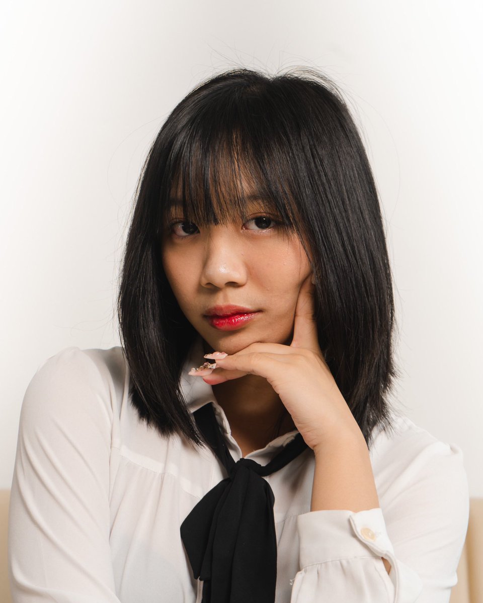 flaireofficial_'s tweet photo. Meet JULIA of FLAIRE

#JULIA #FLAIRE
#FLAIREPhilippines #MICKEY #ANDY #ALEX #ANGELA #ANNEKA #BETTINA https://t.co/Ujv06wyOy1