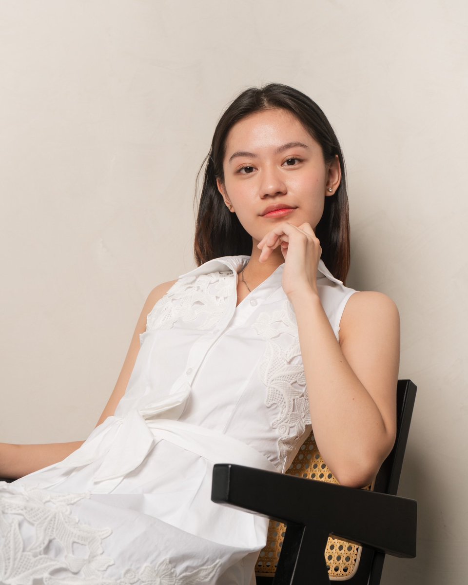 flaireofficial_'s tweet photo. Meet ANNEKA of FLAIRE

#ANNEKA #FLAIRE
#FLAIREPhilippines #MICKEY #ANDY #ALEX #ANGELA #JULIA #BETTINA https://t.co/hr2tbPydYX