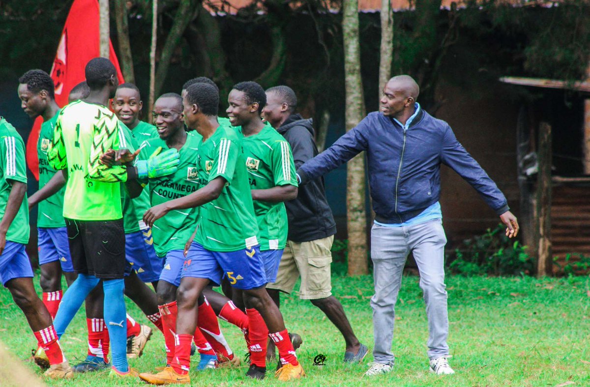 ManwarFC's tweet photo. When we rise, we celebrate.
When we fall, we dust selves, wake and rise again! We take pride in lessons learnt, howsoever bitter they be!
Let's set #TheGrind again.
#ManwarFC #Happiness https://t.co/13LX8nqWz8