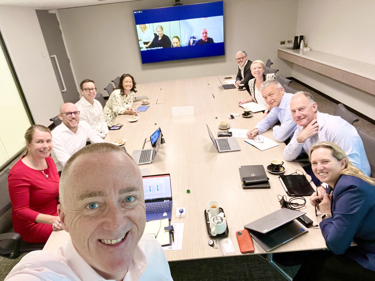 Here’s what a definite global growth bright spot 🔥 looks like. Downunder with our Pacific Leadership Team and colleagues this week. A few new talented and additional faces around our Pacific leadership table post BT Super merger and Advance Asset Management deal close #brighter
