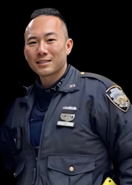 NYPDchaplains's tweet photo. Our thoughts and prayers are with the family, friends and colleagues of @NYPD23Pct Police Officer Kevin Lui. May God grant him eternal peace. #NeverForget https://t.co/RgLNJ7YyHM