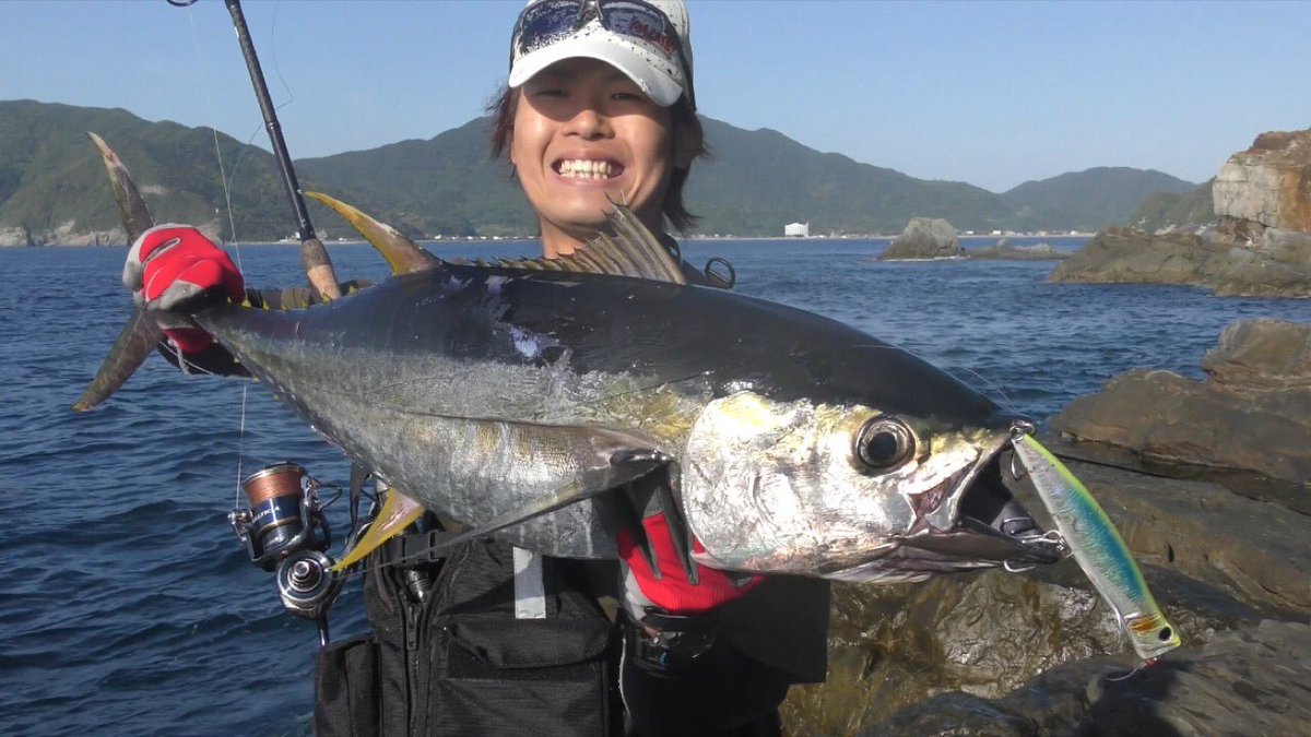 Yellowfin Tuna with BREAK HEAD in Japan 🇯🇵
Rod: Shore Gun EVOLV 103XXXH
Lure: BREAK HEAD 200
#palms #palmsfishing #yellowfintuna #yellowfintunafishing #pelagic #pelagicfishing #pelagicfish #landbasedfishing #shorefishing #rockfishing #tunafishing #popperfishing #surfacelures…