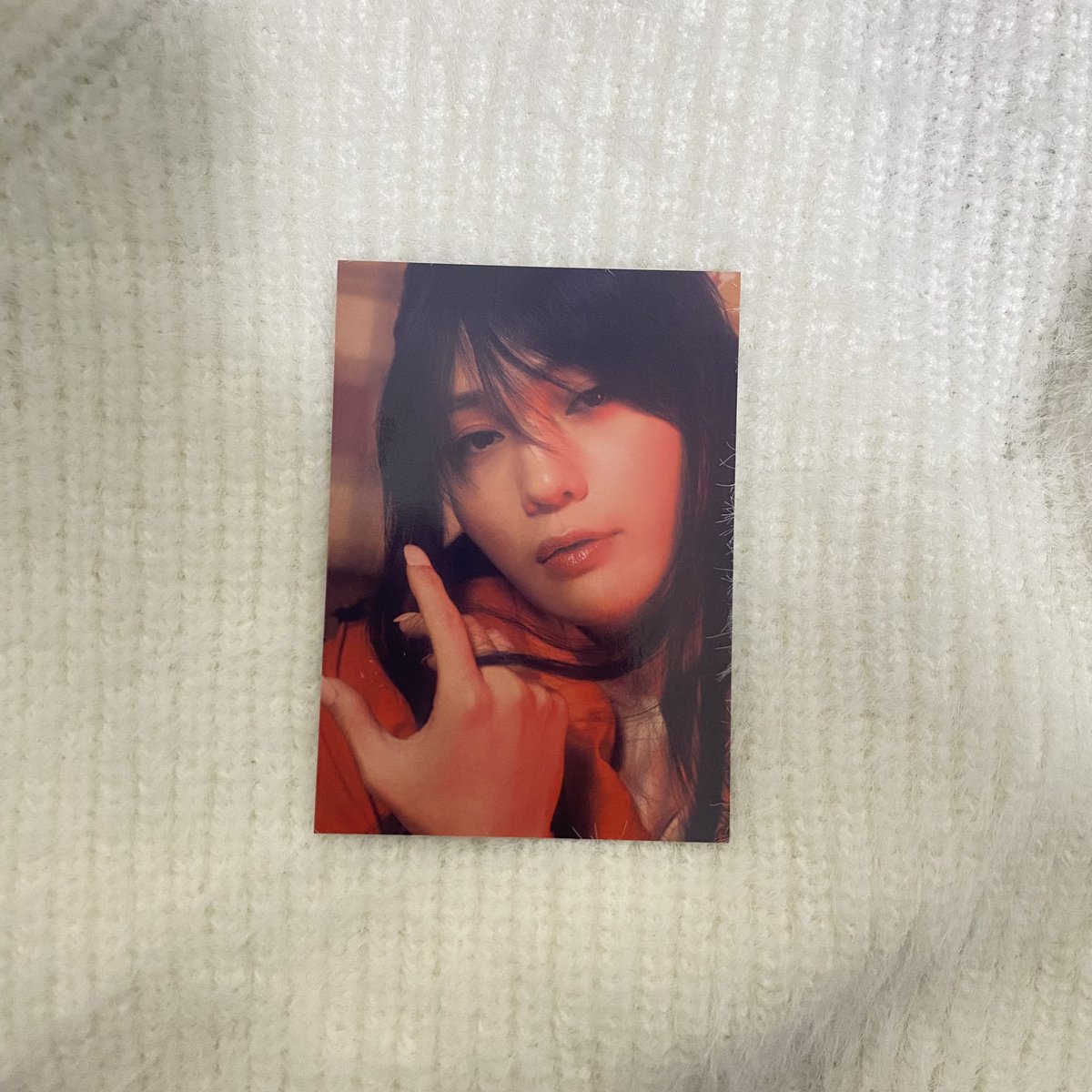 oyakdon1's tweet photo. @hira_so_u 検索より失礼します。通常版トレカ求めております。写真の2種と2:1で交換可能でしょうか？福岡での手渡し可能です。ご検討よろしくお願いいたします。 https://t.co/NbMdzNimaV